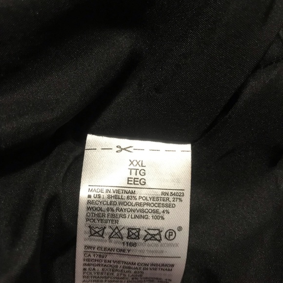 Coat - Picture 3 of 4